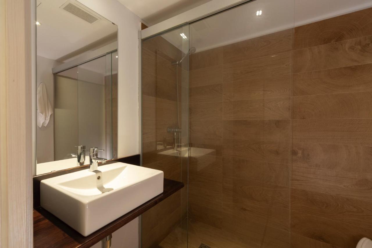 Epsilon Alcaniz Hotel Екстер'єр фото
