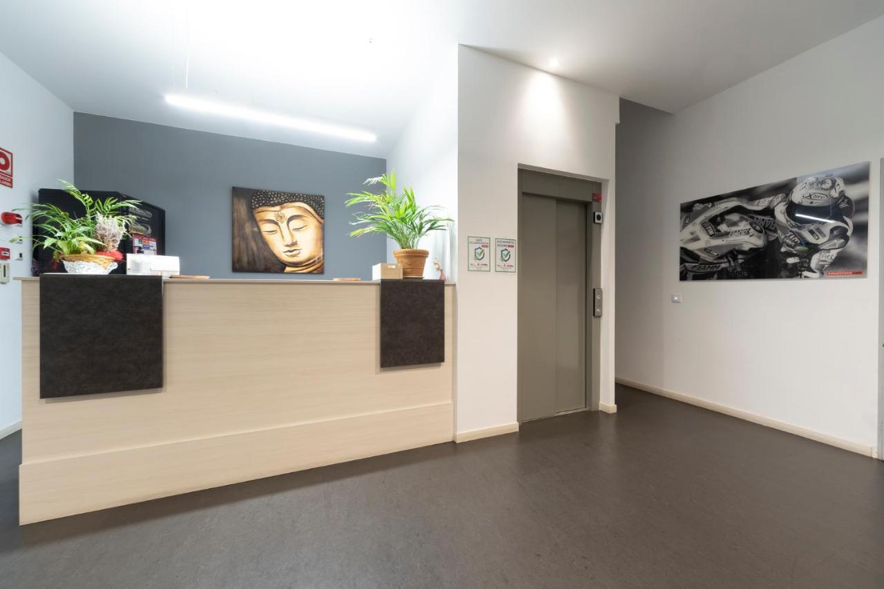 Epsilon Alcaniz Hotel Екстер'єр фото