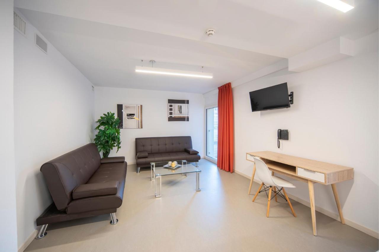 Epsilon Alcaniz Hotel Екстер'єр фото