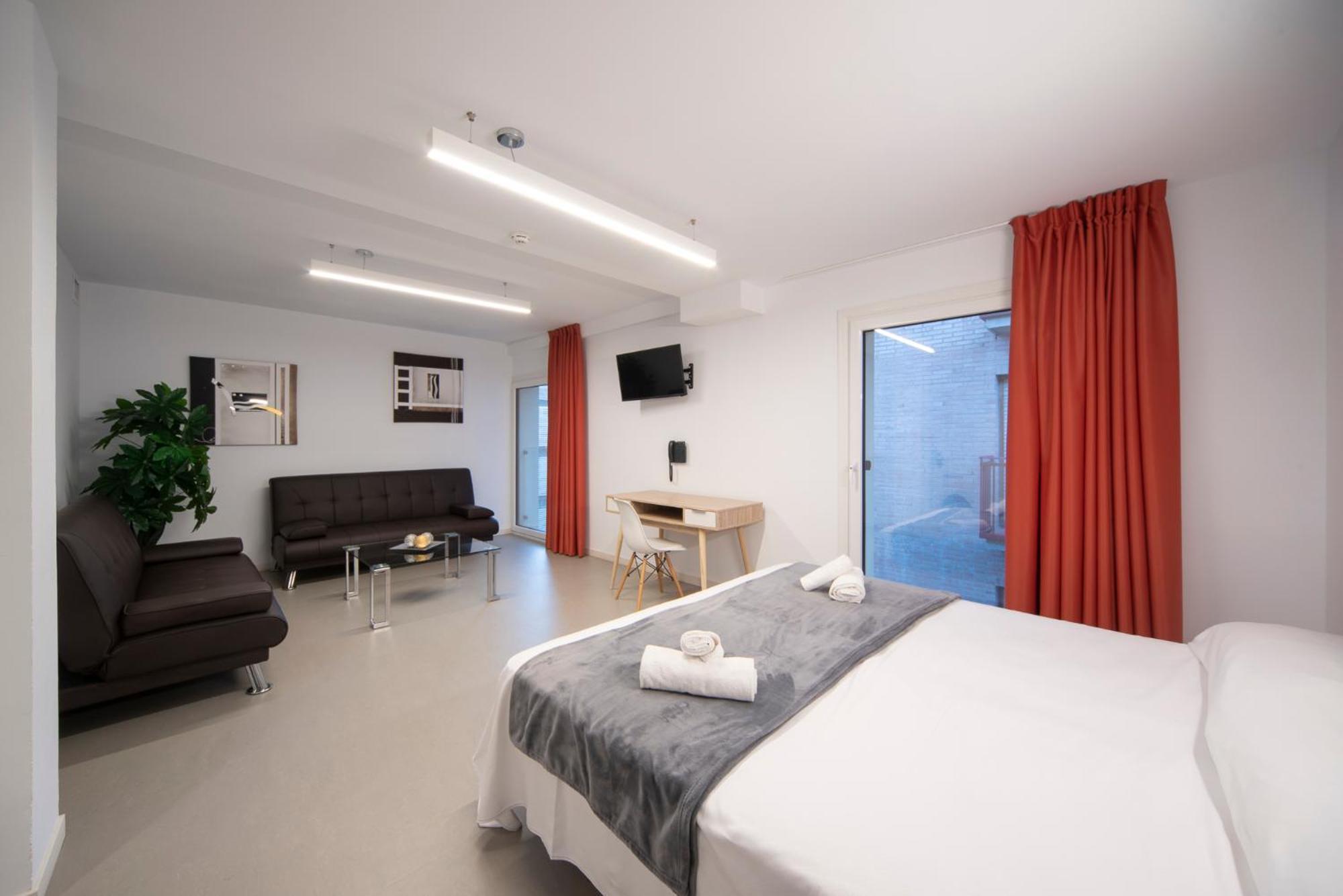 Epsilon Alcaniz Hotel Екстер'єр фото